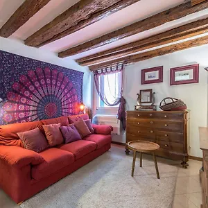 Piccolo - Cozy In The Heart Of Authentic Venezia