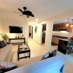 departamento-cntrico-y-moderno-en-cancn.quintano-roohotels.com/